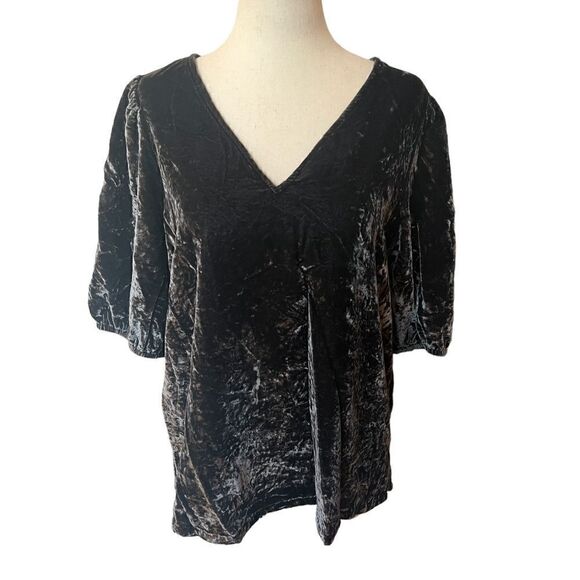 Loft Dark Grey Crushed Velvet Short Sleeve V Neck Top Small - Picture 1 of 6